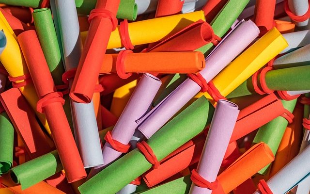Srovnání loterií v ČR: Kde jsou nejvyšší výhry a šance vyhrát?