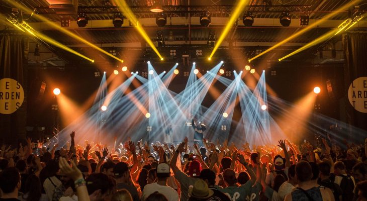 Nejlepší festivaly v Česku 2026: Hudba, film a kultura