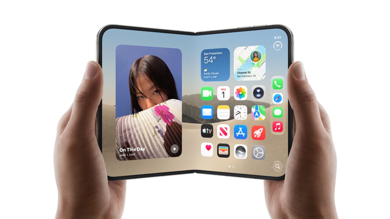 Otevřený skládací iPhone Duo v rukou s plochou iOS 27 na 7,6palcovém displeji